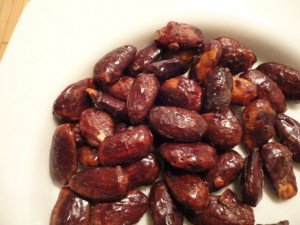 View Larger Image » Caramelised Largueta Almonds - Tusal Artisan Nuts